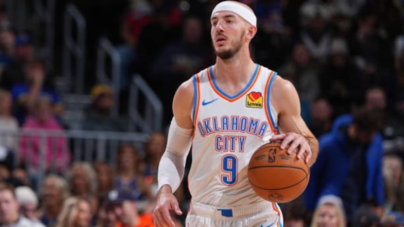 Thunder G Caruso exits vs. Suns with ankle injury