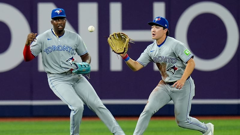 Blue Jays’ Bateman exits vs. Rays with right hamstring tightness
