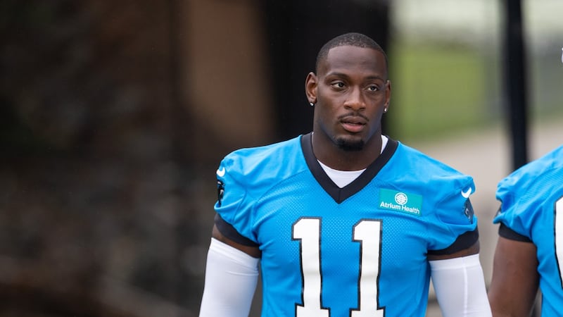 Panthers place outside linebacker Scourton on injured reserve following knee injury