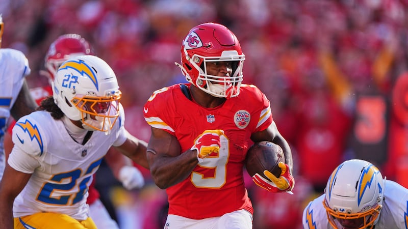 Chiefs RB Walker downplaying return to Seattle, where he led Seahawks to Super Bowl title