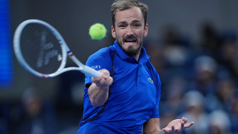 Medvedev advances at Shanghai in his first match since his China Open disqualification