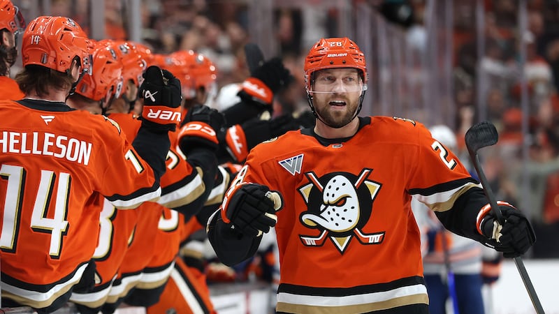 Oilers, Ducks tied heading to overtime in Game 4 of first-round playoff series