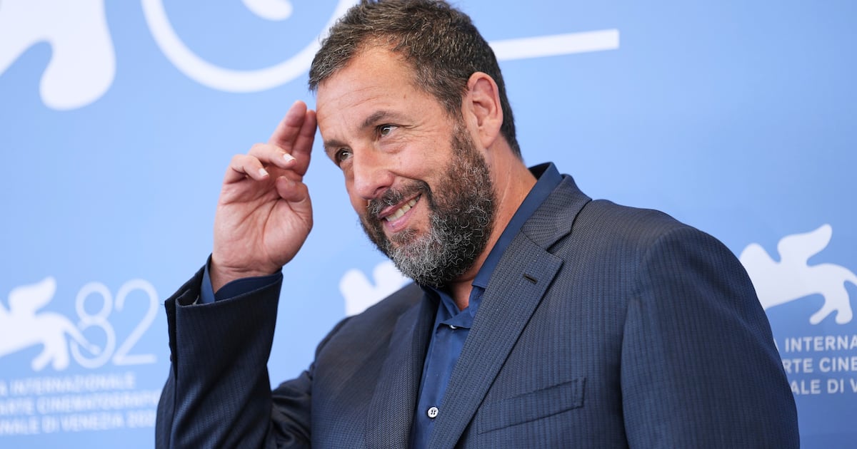 Sandler plays pickup basketball game after officiating Swift-Kelce wedding