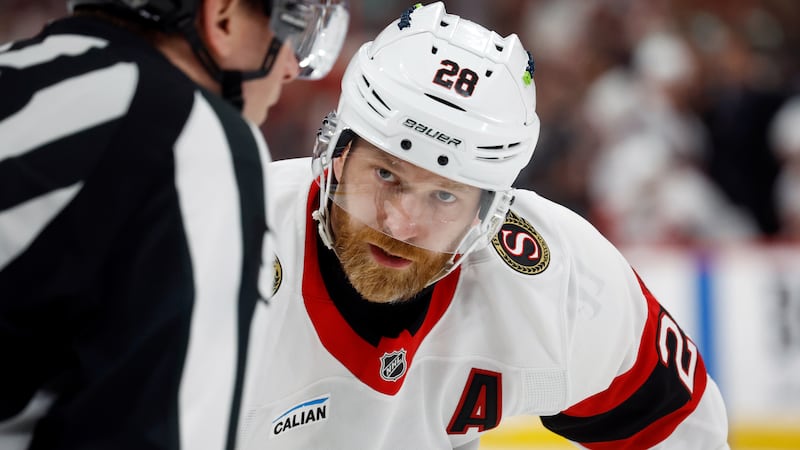 Pending UFA Giroux looking to return for 20th NHL season after weighing future