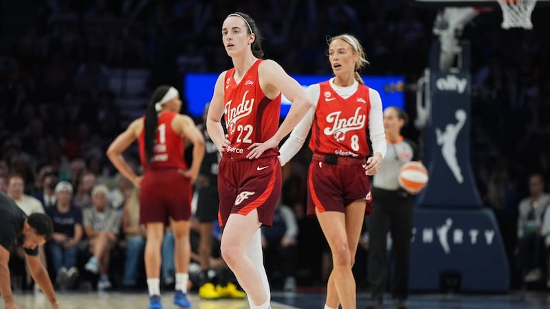 Gray hits buzzer-beating 3s after Clark’s mistakes to lift Aces past Fever in OT