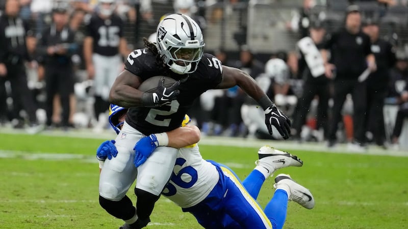 Raiders’ run game sputters again as Jeanty struggles behind shaky blocking