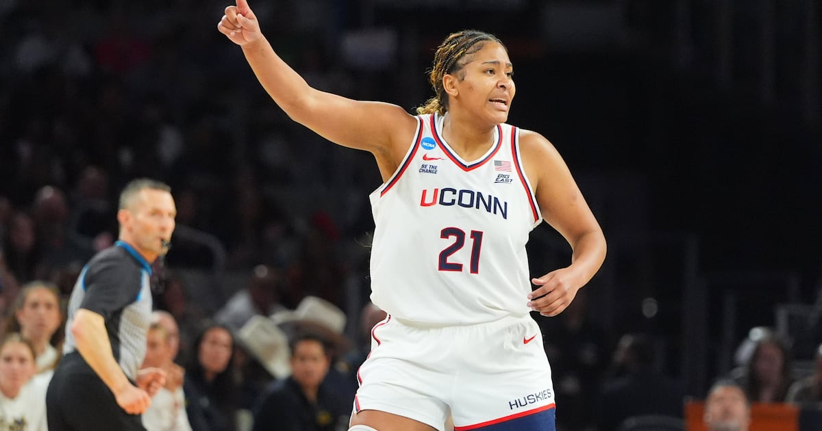 UConn star Strong sidelined from summer workouts with Achilles issue