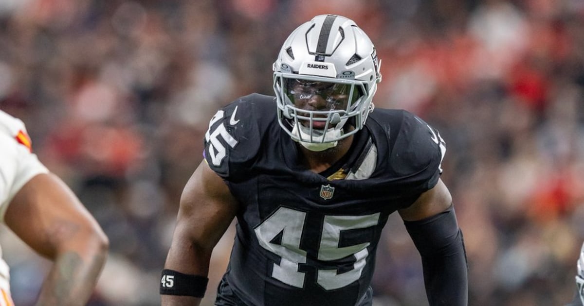 Ex-All Pro LB White joins Lions on one-year deal