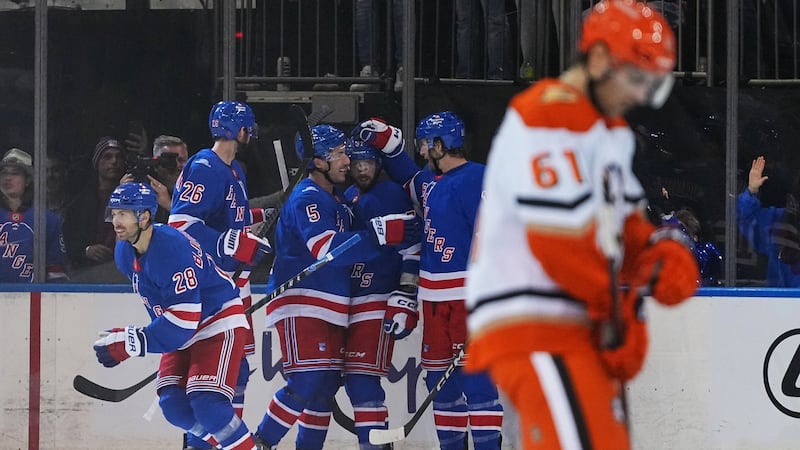 Rangers beat Ducks to stay perfect at home to start the season