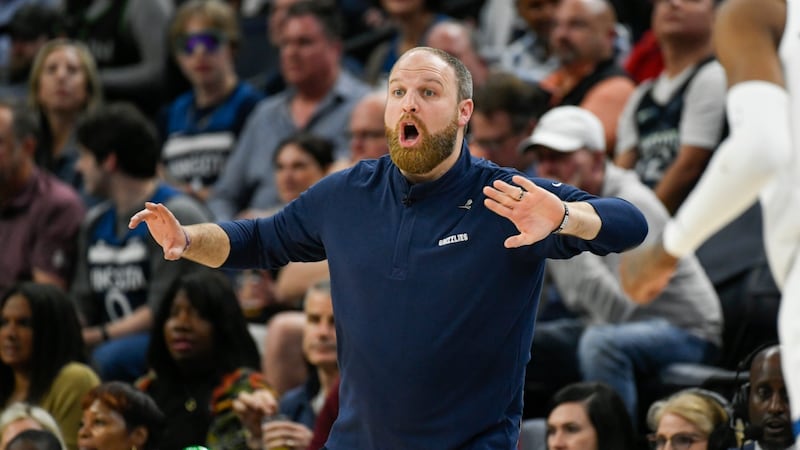 Report: Bucks finalizing deal to hire Jenkins as head coach