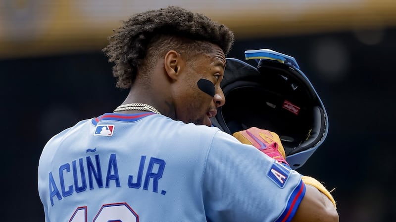 Braves' Acuña leaves game at White Sox with tightness in left hamstring, his 2nd injury of season