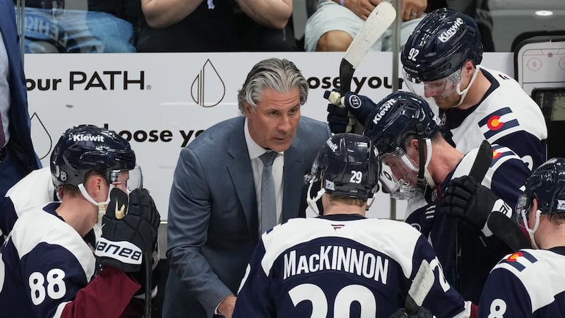 Avalanche coach Bednar enters camp without an extension, but has strong support from players