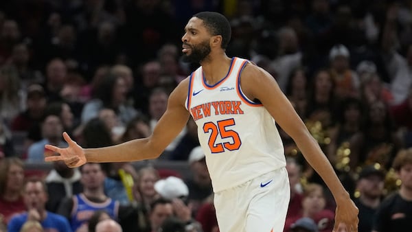 Knicks move within one win of NBA Finals with Game 3 victory over Cavaliers