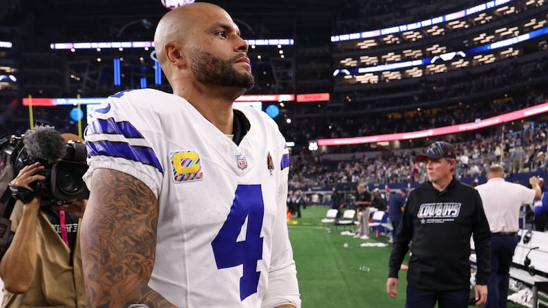 Cowboys' Prescott irked by stadium worker's callout after loss