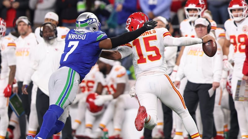 Only the shaky Vikings are undefeated after depleted 49ers lose and Chiefs get dominated