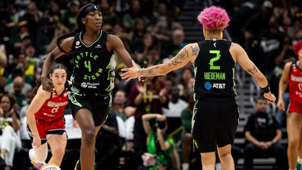 Hiedeman scores 24, Johnson adds 17 and Fam 10 in her debut as Storm beat Mystics