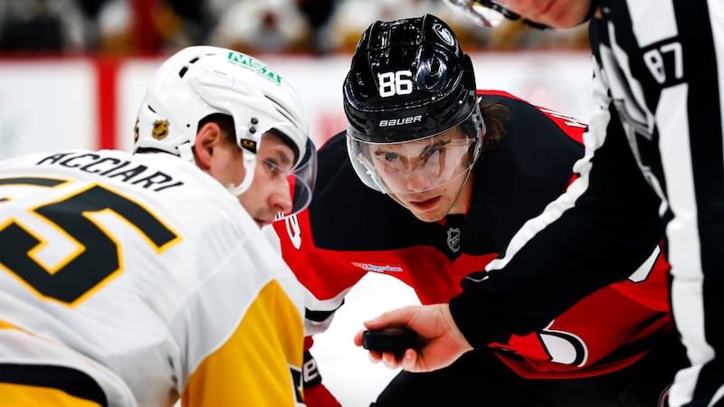 NHL features an 84-game season for the first time in decades