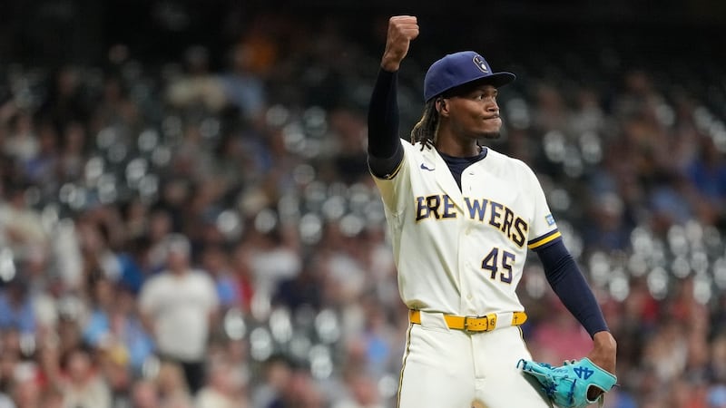 Brewers manager Murphy calls Uribe's mound antics unacceptable