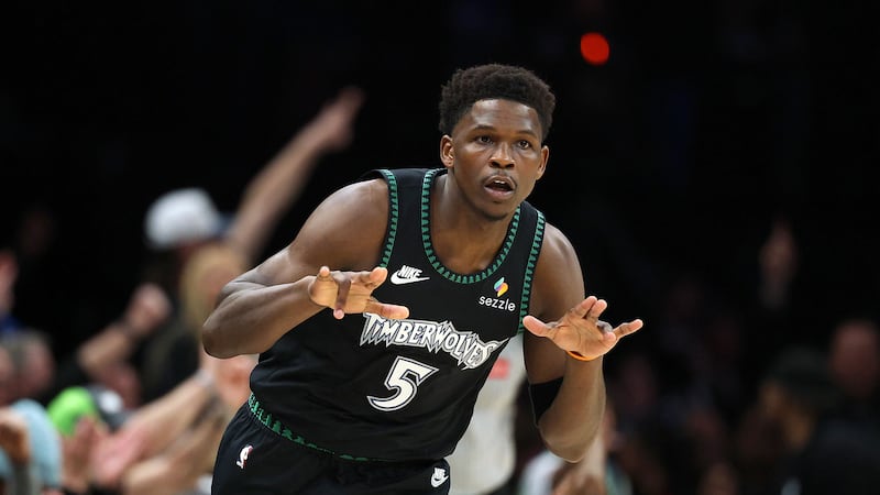 Edwards cleared to play for Timberwolves in series opener against Spurs after expedited rehab