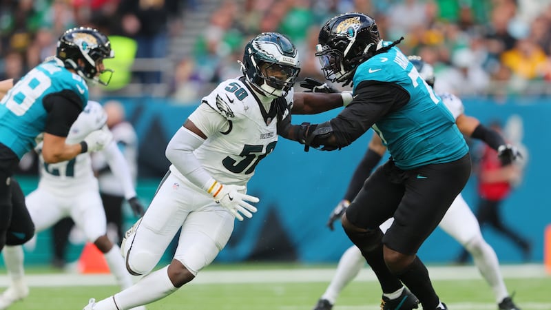 Eagles pass rusher Hunt (leg) unlikely to play vs. Panthers