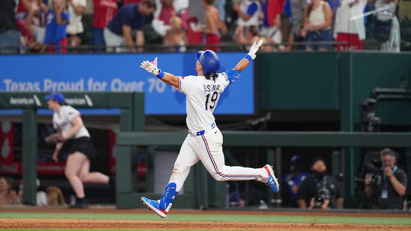 Osuna’s three-run homer caps five-run eighth as Rangers beat Angels
