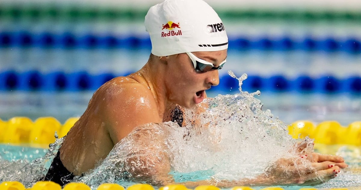 Photo: tsn.ca Summer McIntosh swims to a gold medal finisg during the women's 400m IM final at the Canadian Swimming Trials in Montreal,in