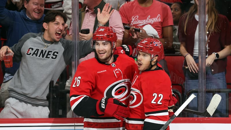 Stankoven’s first career hat trick helps Hurricanes beat Canucks