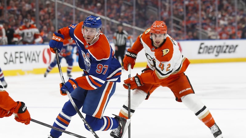 Oilers’ Knoblauch not concerned about McDavid’s status going forward against Ducks