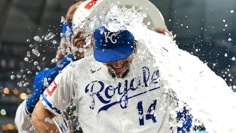 Caglianone homers twice for the Royals in win over the Rangers
