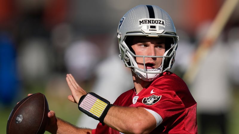 Raiders’ first impressions of rookie QB Mendoza