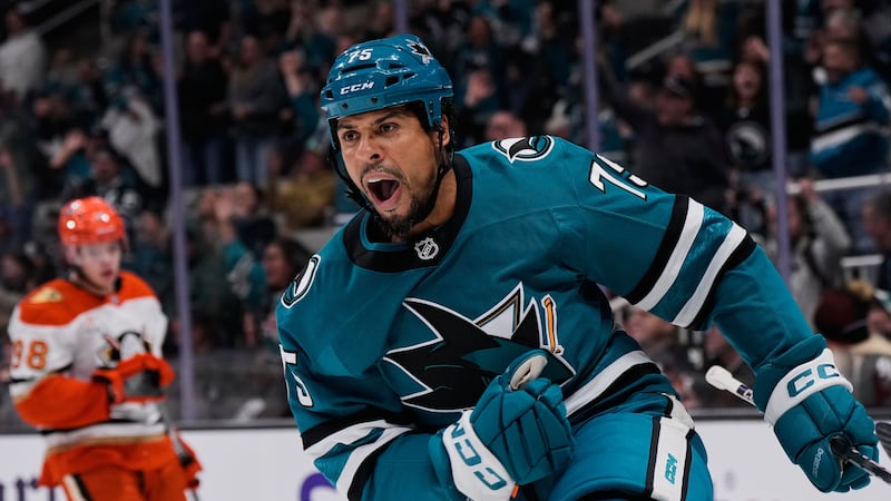 Reaves searching for another NHL opportunity as 1,000-game mark nears: ‘I’ve got one more left in the tank’