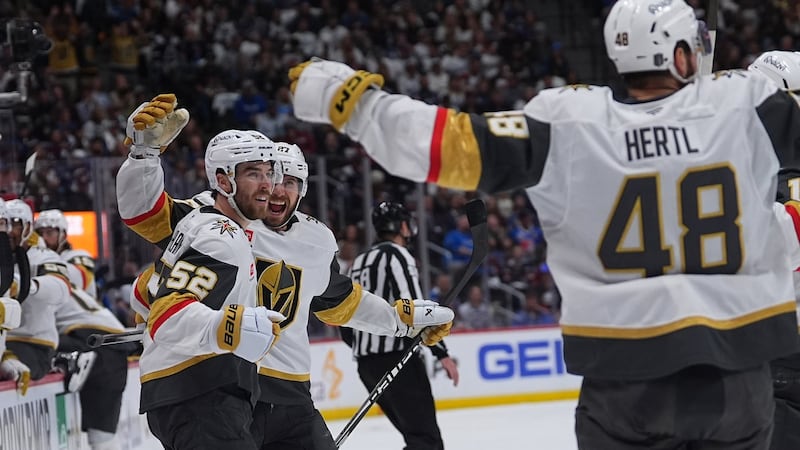 Coghlan an unlikely hero as Golden Knights top Avalanche in Game 1
