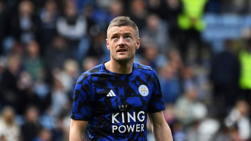 Ex-Leicester striker Vardy joins Burnley on season-long deal
