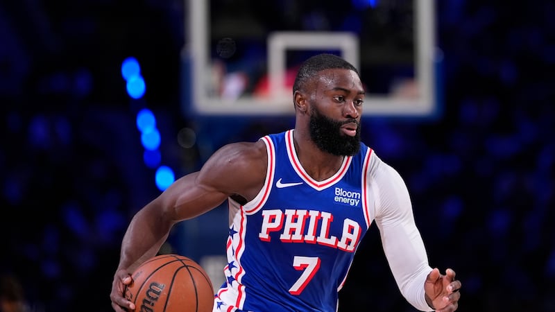 Sixers’ Brown denies report he demanded trade from Celtics