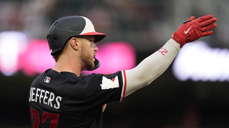 Twins hang 10 runs on Tigers in sixth inning in win as Lewis, Jeffers hit three-run homers