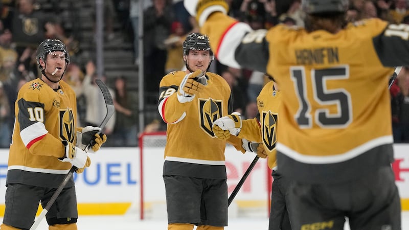 Dowd nets winner as Golden Knights edge Mammoth in playoff opener