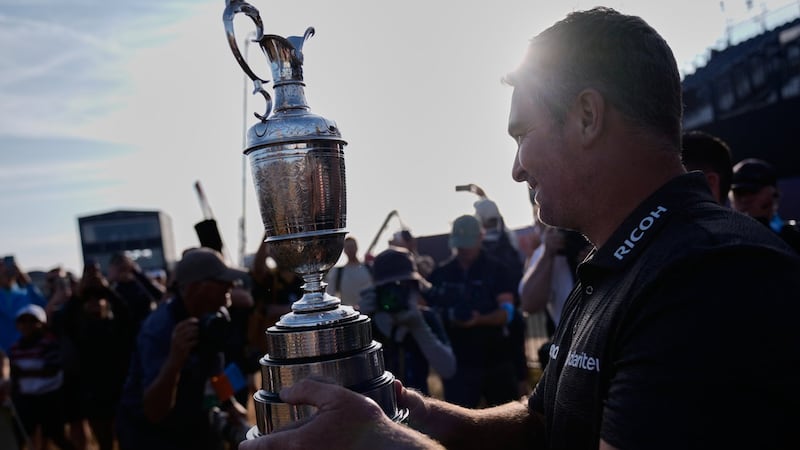 New Zealanders wake to a new major champion, heap praise on Fox
