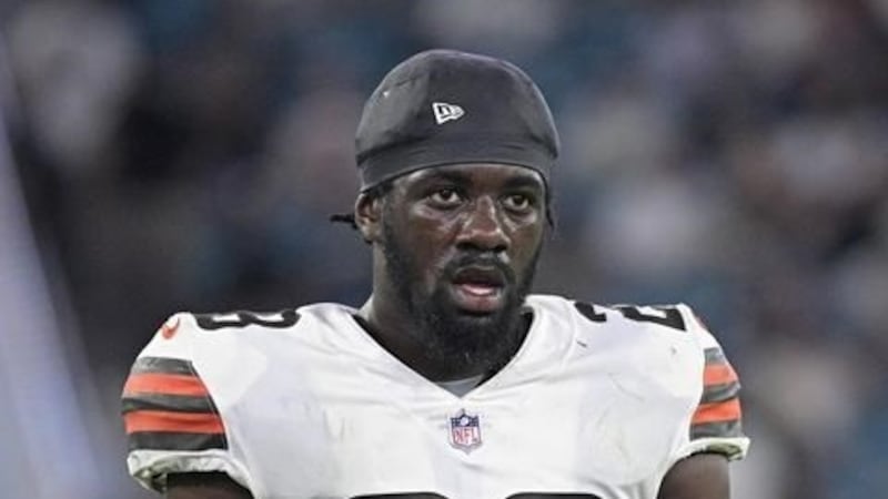 Browns' Owusu-Koramoah (neck) to miss second straight season