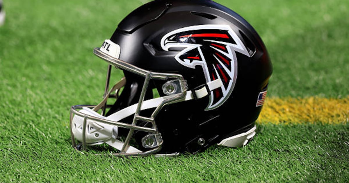 Falcons acquire OT Morris in trade with Chiefs, sources say
