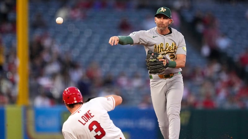 Gelof hits RBI groundout in 10th inning to give Athletics win over Angels