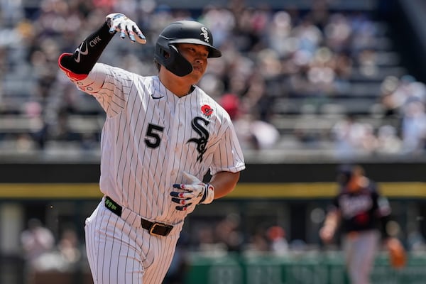 Murakami homers as White Sox cool off Twins