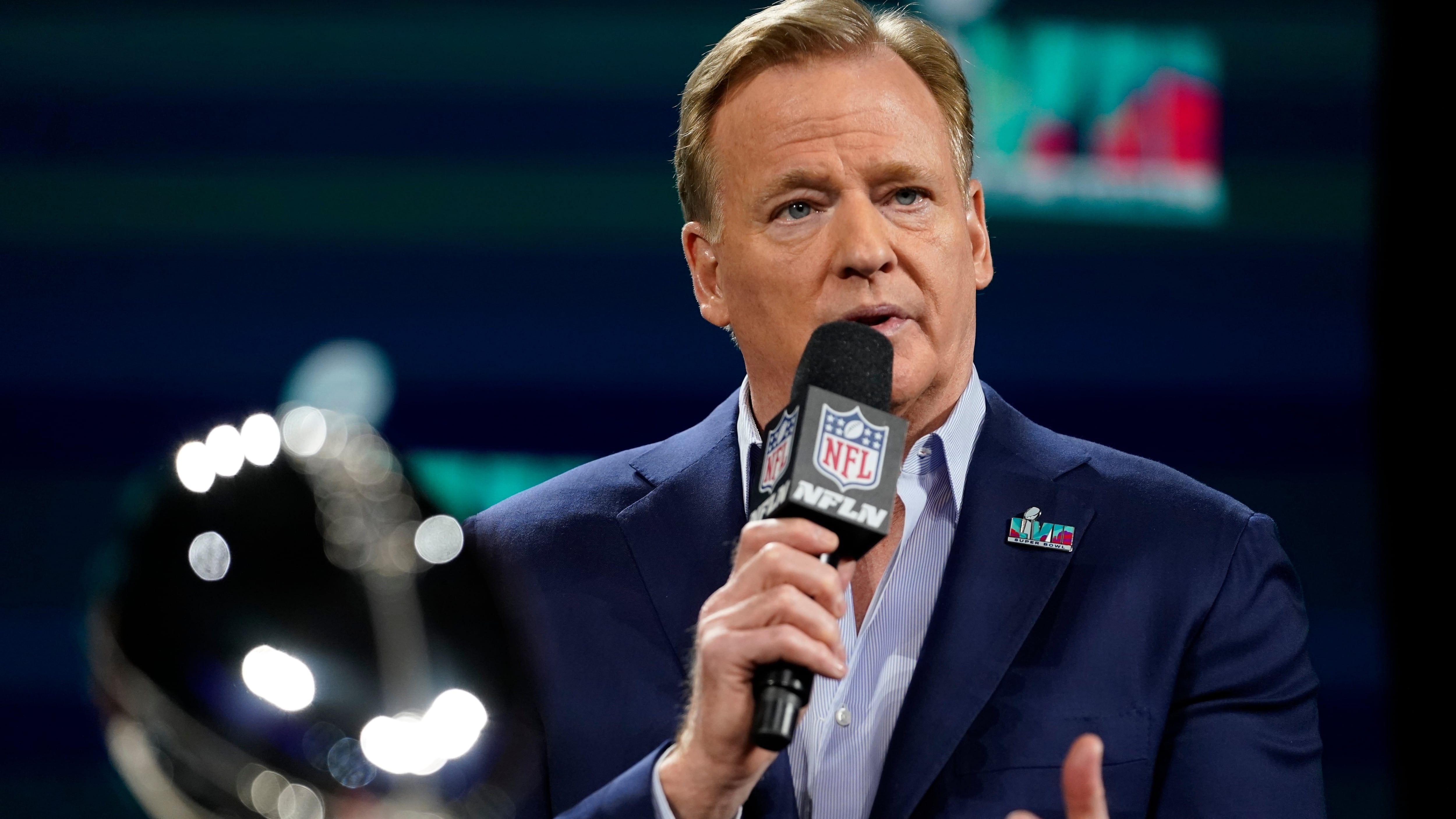 NFL commissioner Roger Goodell receives 3-year extension