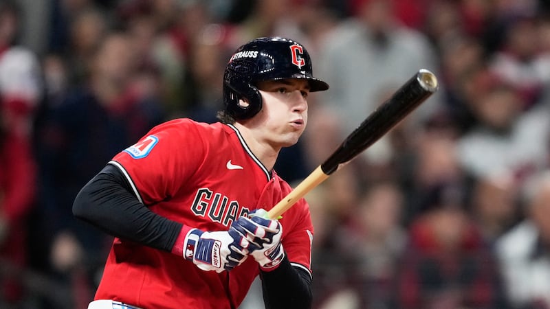 DeLauter's costly error deflates Guardians' hopes as Rays even ALCS in Game 4