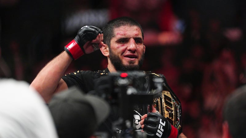 Makhachev notches 17th consecutive victory at UFC 330