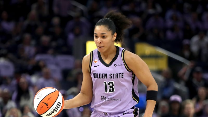 Valkyries use big first half, balanced scoring to beat Sun