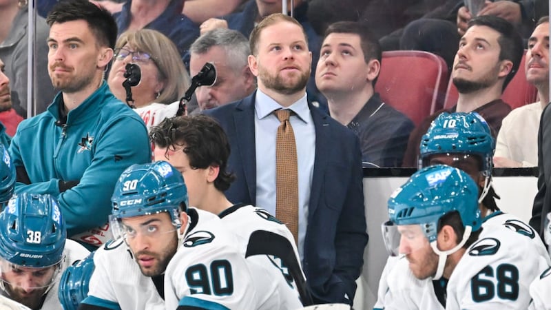 Sharks agree to multi-year extension with head coach Warsofsky