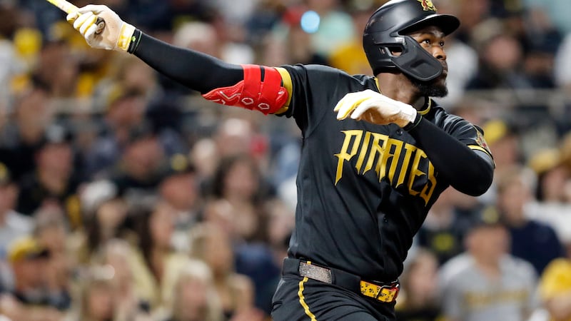 Cruz hits two-run HR, Chandler gives up one run in six innings, Pirates beat Rays