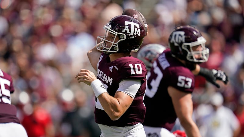 Redblacks sign former Wildcats QB Calzada
