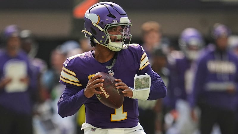 With Murray back, will Vikings open up passing attack?