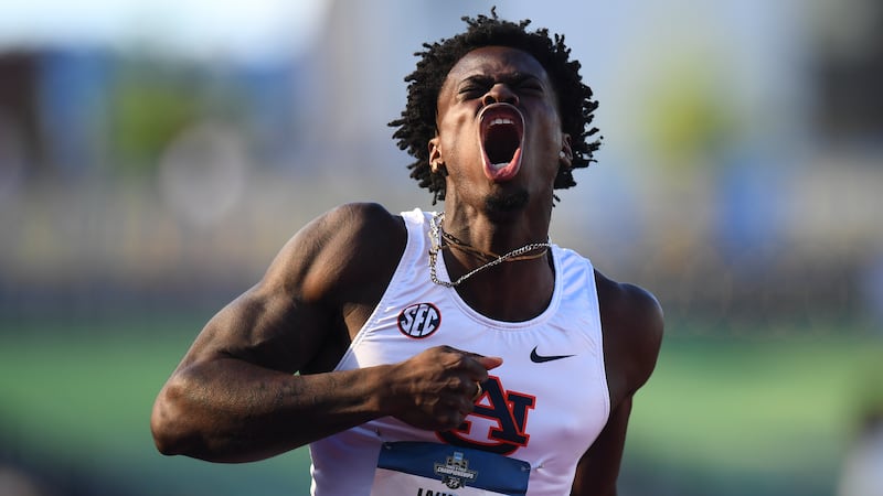 Auburn's Tharp breaks world record in 110 hurdles on Day 1 of NCAA track and field meet